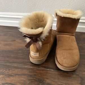 Ugg sz 9 guc